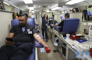拉斯维加斯：献血救伤员